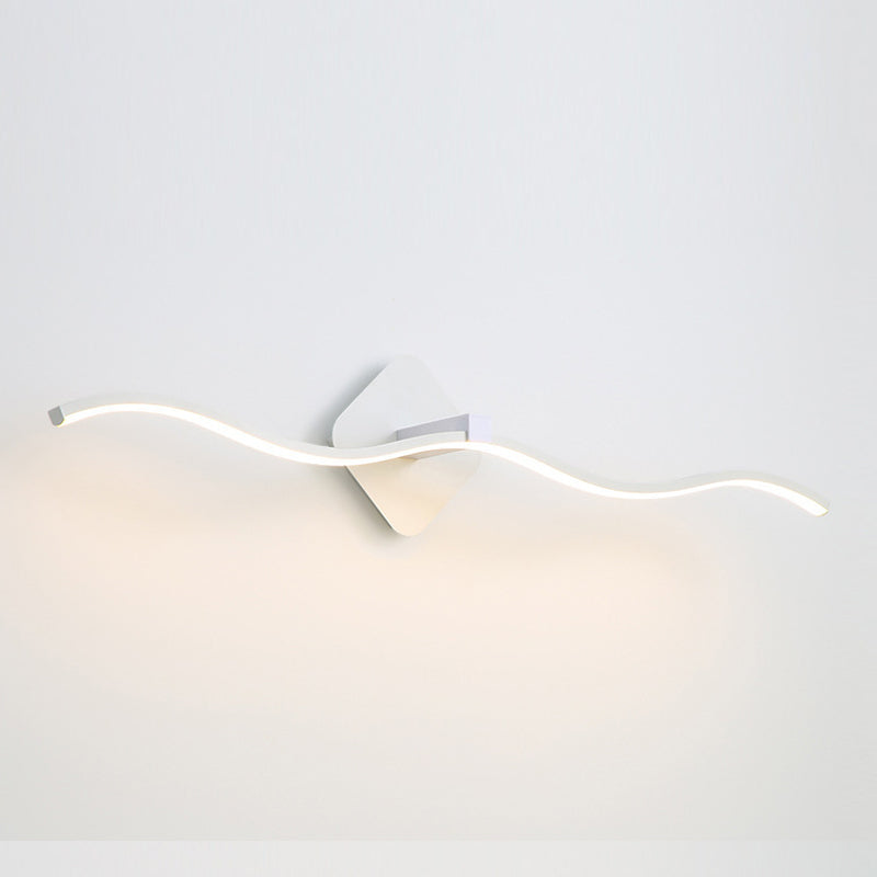 Linear Shape Metal Wall Sconce Modern Style 1 Light Mirror Wall Lighting Fixtures