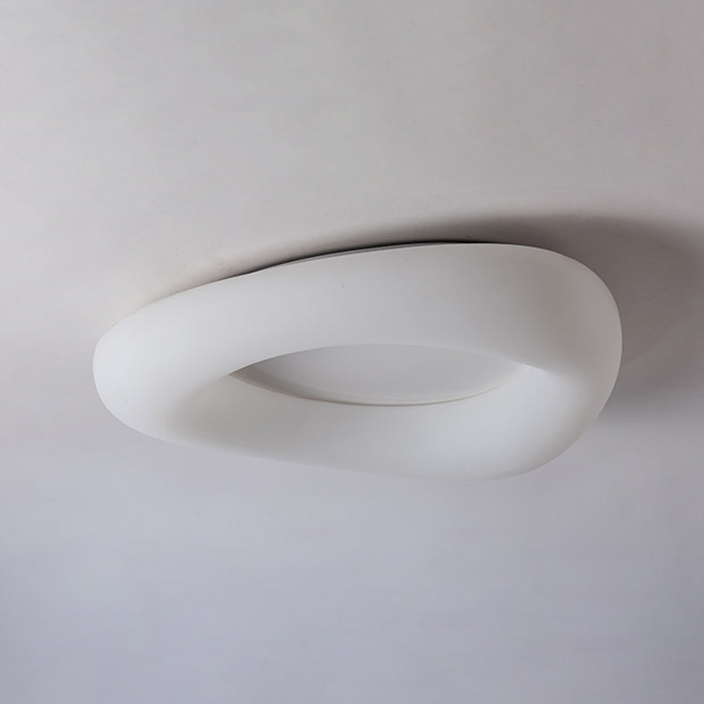 Lámpara nórdica de montaje en techo LED de metal con iluminación empotrada de geometría en blanco para sala de estar