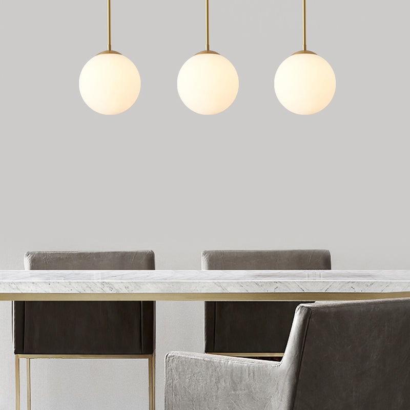 Salle de restauration sphérique lampe suspendue en verre blanc 1 bulbe de style simple léger en laiton
