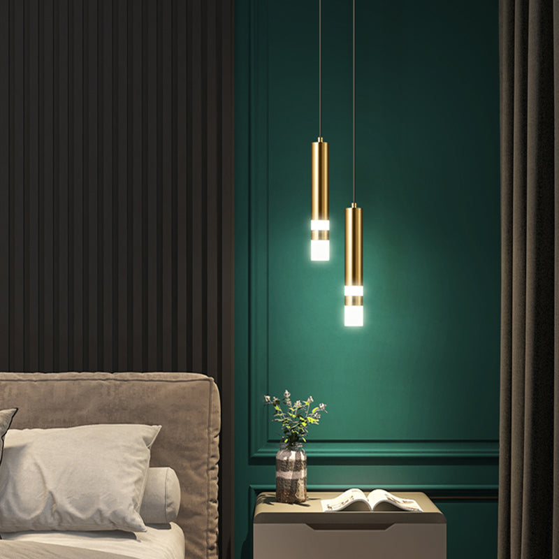 Lumière suspendue métallique