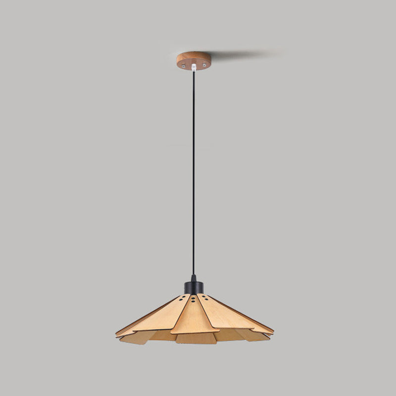 Style contemporain suspendu en bois