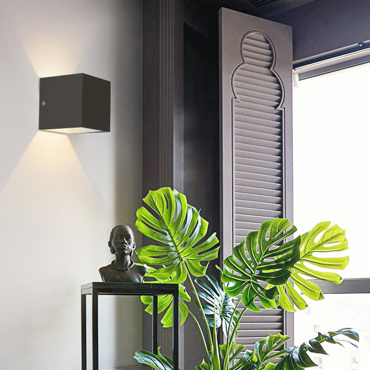 Moderner Stil Leuchte Würfel 2 Lichter Wandscheibe mit Metall für Schlafzimmer
