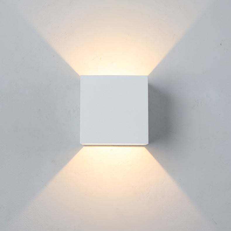 Moderner Stil Leuchte Würfel 2 Lichter Wandscheibe mit Metall für Schlafzimmer