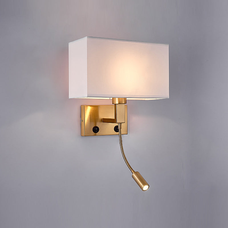 Modernes Metall -Lesen Wandleuchten Quader 2 Lichter Wandleuchte mit natürlicher Sackleinen