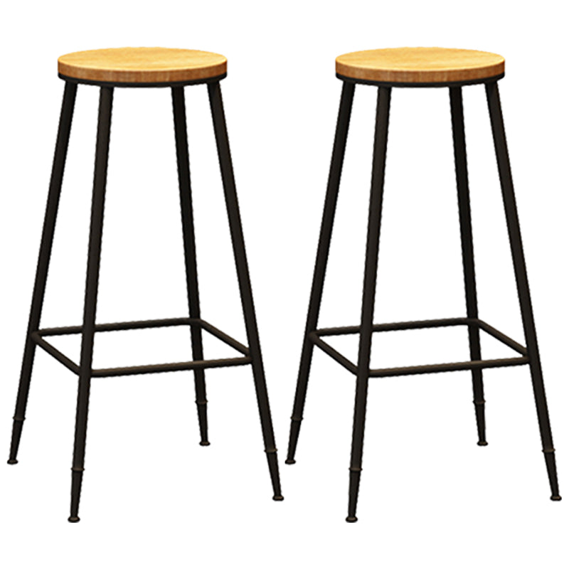 Taburete de bar interior de madera maciza de metal contemporáneo con reposapiés