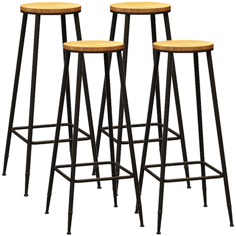 Taburete de bar interior de madera maciza de metal contemporáneo con reposapiés