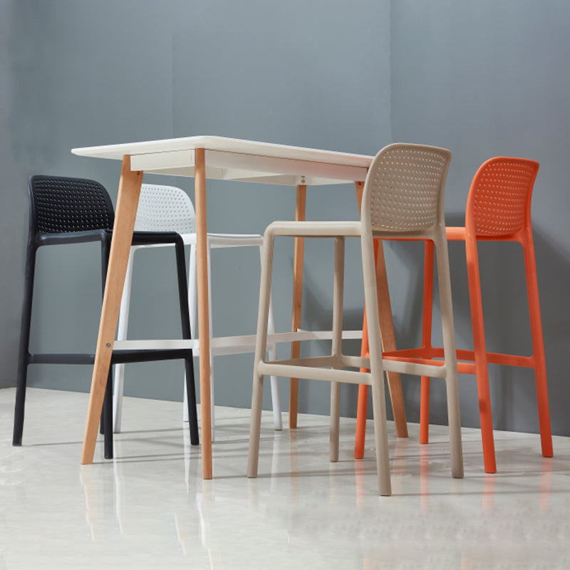 Taburete de bar de estilo escandinavo, patas de PP, asiento rectangular, taburete de bar con respaldo bajo para cocina
