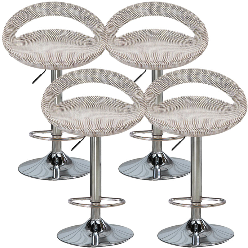 Taburete de bar de estilo industrial con reposapiés de altura ajustable Taburete de bar con respaldo bajo