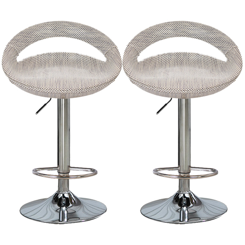 Taburete de bar de estilo industrial con reposapiés de altura ajustable Taburete de bar con respaldo bajo