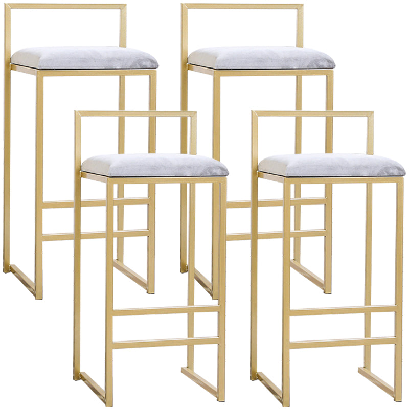 Taburete de bar de metal de estilo moderno con reposapiés y taburete de bar con respaldo bajo para cocina