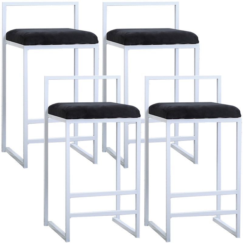 Taburete de bar de metal de estilo moderno con reposapiés y taburete de bar con respaldo bajo para cocina