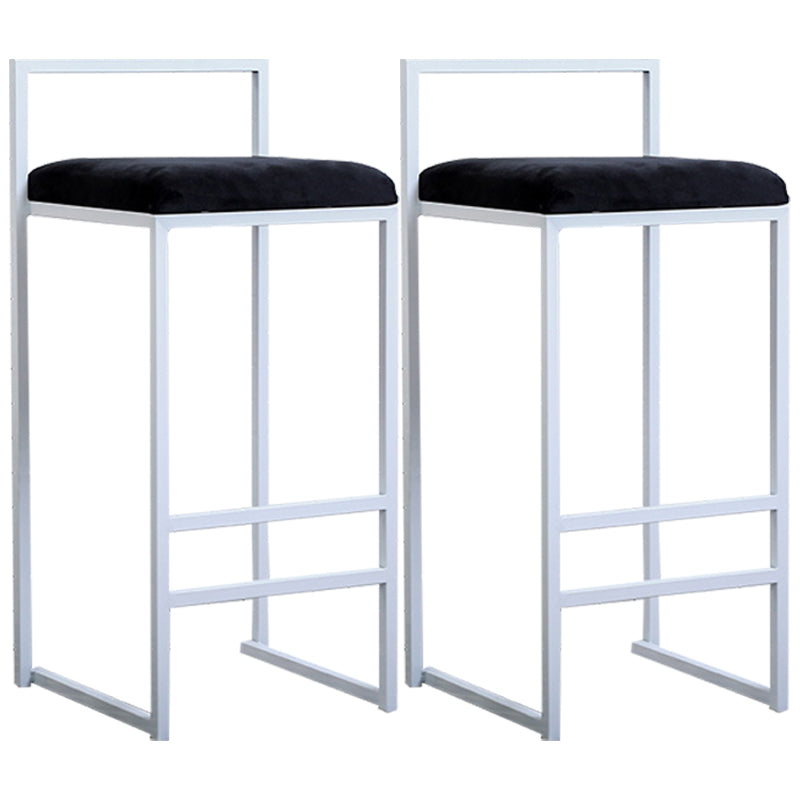 Taburete de bar de metal de estilo moderno con reposapiés y taburete de bar con respaldo bajo para cocina