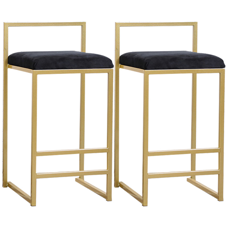 Taburete de bar de metal de estilo moderno con reposapiés y taburete de bar con respaldo bajo para cocina
