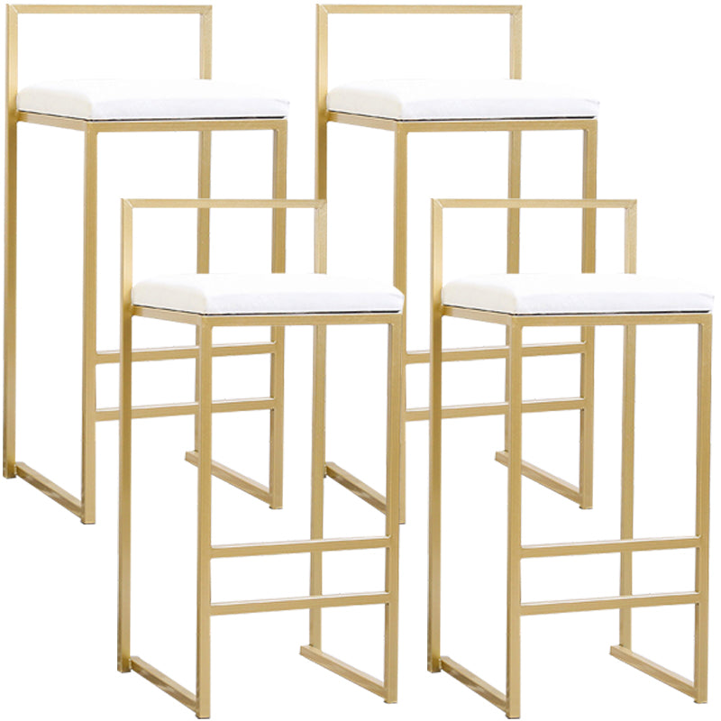 Taburete de bar de metal de estilo moderno con reposapiés y taburete de bar con respaldo bajo para cocina