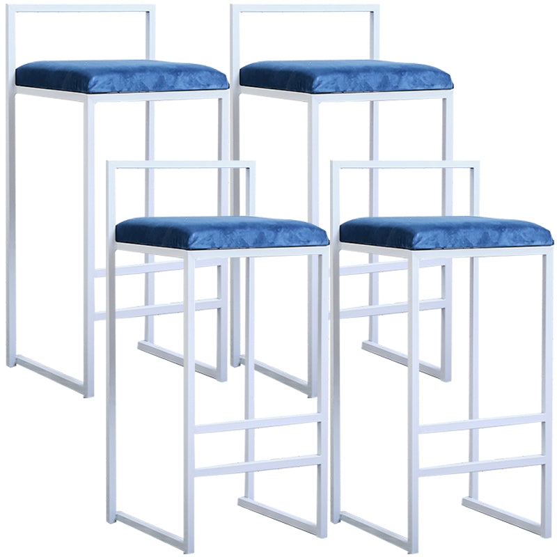 Taburete de bar de metal de estilo moderno con reposapiés y taburete de bar con respaldo bajo para cocina