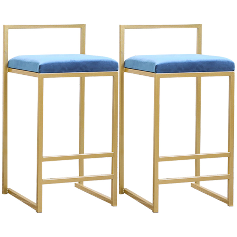Taburete de bar de metal de estilo moderno con reposapiés y taburete de bar con respaldo bajo para cocina