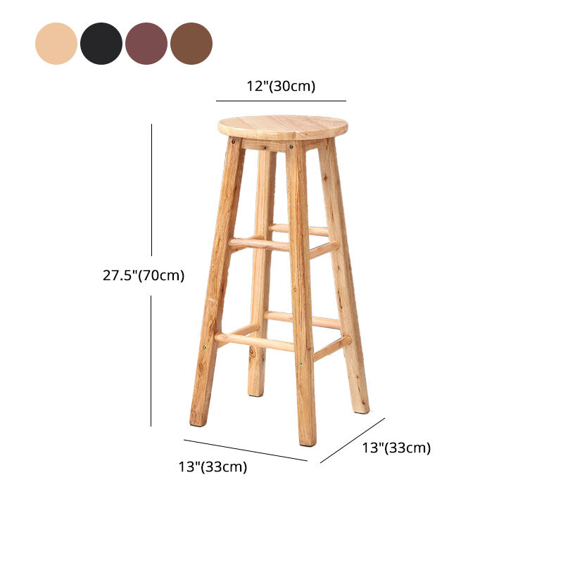Moderner Barhocker aus Holz ohne Rückenlehne, Barhocker aus Holz mit Sitz und Pedal aus Holz