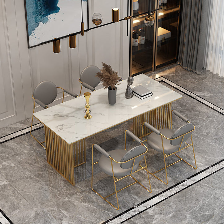 Mesa de comedor de lujo tradicional Mesa de piedra sinterizada con marco de oro para uso en el hogar