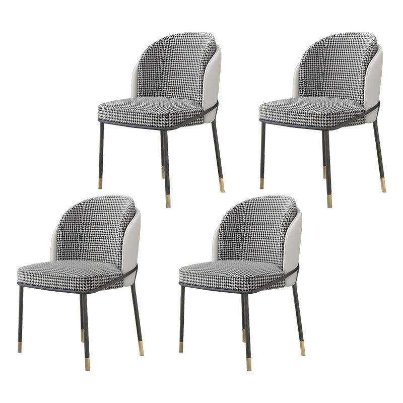 Silla de comedor de metal Glam, sillas de comedor tapizadas sin brazos para uso doméstico