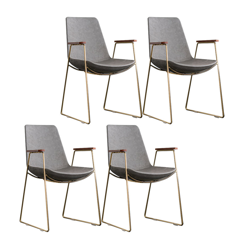 Silla auxiliar de comedor con respaldo sólido de diseño escandinavo Silla auxiliar de comedor de cuero