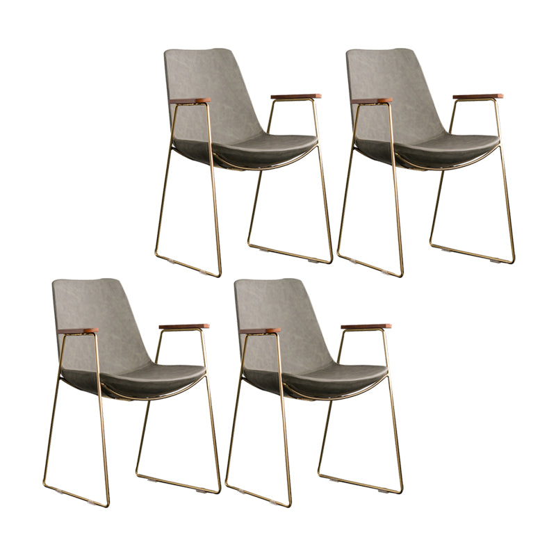 Silla auxiliar de comedor con respaldo sólido de diseño escandinavo Silla auxiliar de comedor de cuero