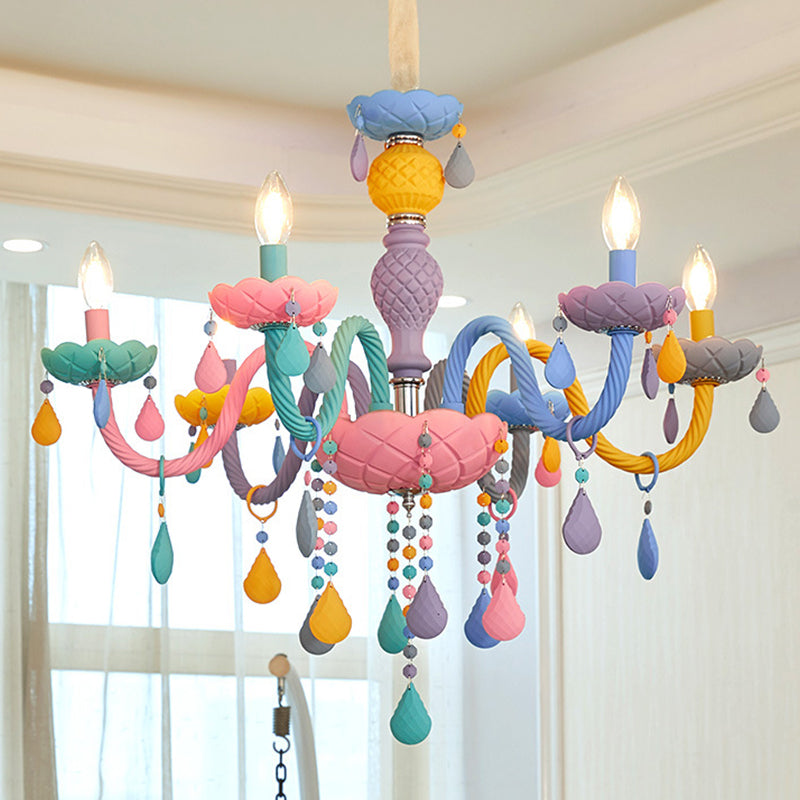 Nordic Multi Head Candle Chandelier Macron Metal Metal Chandelier Lighting Fixtures pour chambre à coucher