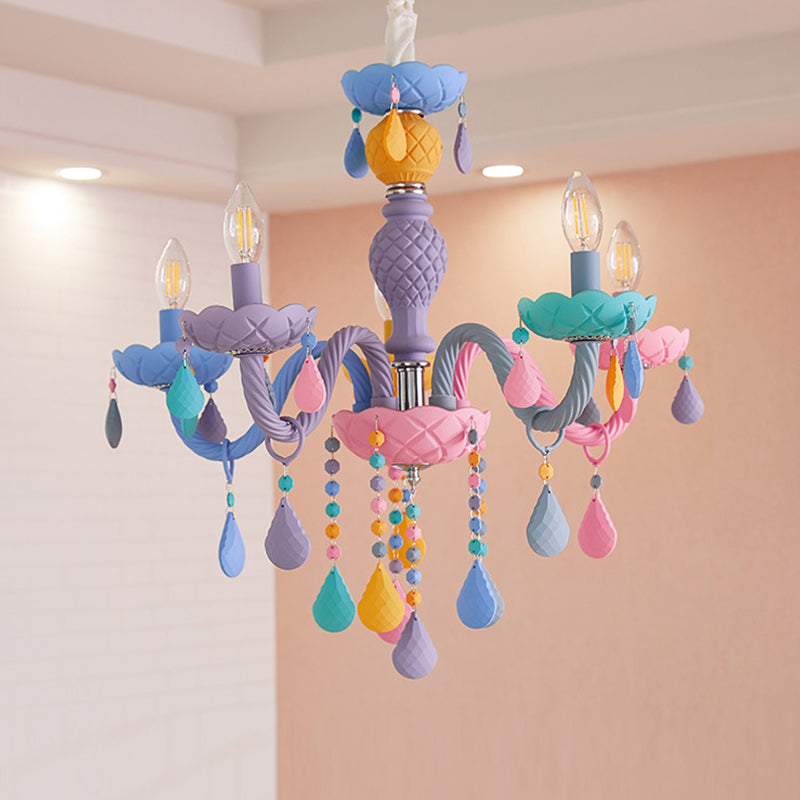 Nordic Multi Head Candle Chandelier Macron Metal Metal Chandelier Lighting Fixtures pour chambre à coucher