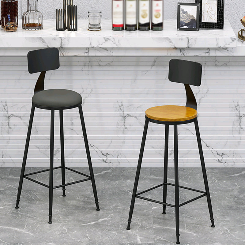 Moderner, armloser Thekenhocker mit Rückenlehne, Eisen, Wohnzimmer-Barhocker mit Pedal, 1 Stück