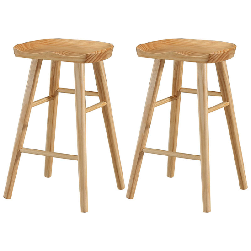 Barhocker im Industriestil, Holzbeine, Sattelsitz, Barhocker für Restaurantbar