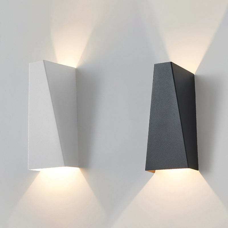 Éclairage mural en métal de forme géométrique moderne 2 lumières Éclairage mural