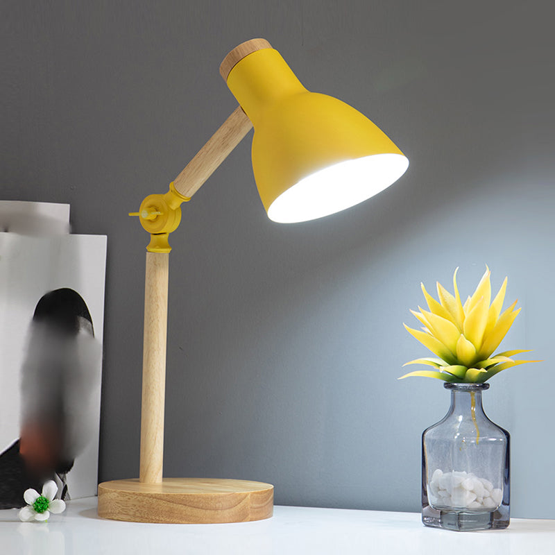 Lampada da tavolo notturna conica moderna in stile metallo a 1 luce