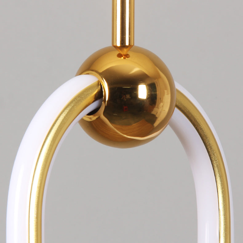 Luminaires suspendus linéaires en métal