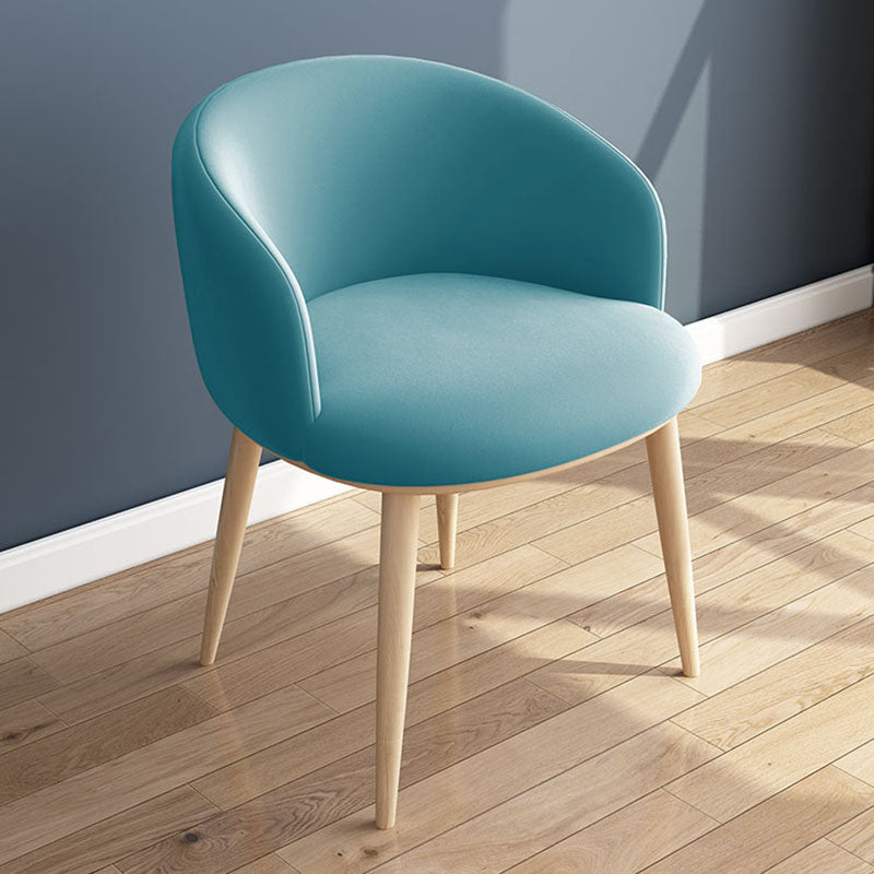 Silla de comedor tapizada casera moderna con respaldo sólido con acabado mate