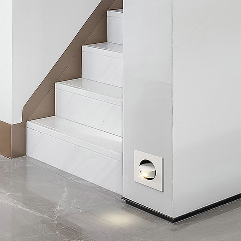 Speccuro di metallo geometrico Sconcetto moderno a parete singola Luce montata