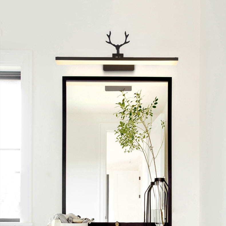 Speciale da parete in metallo a forma lineare in stile moderno a parete a specchio a 1 lucciola luce