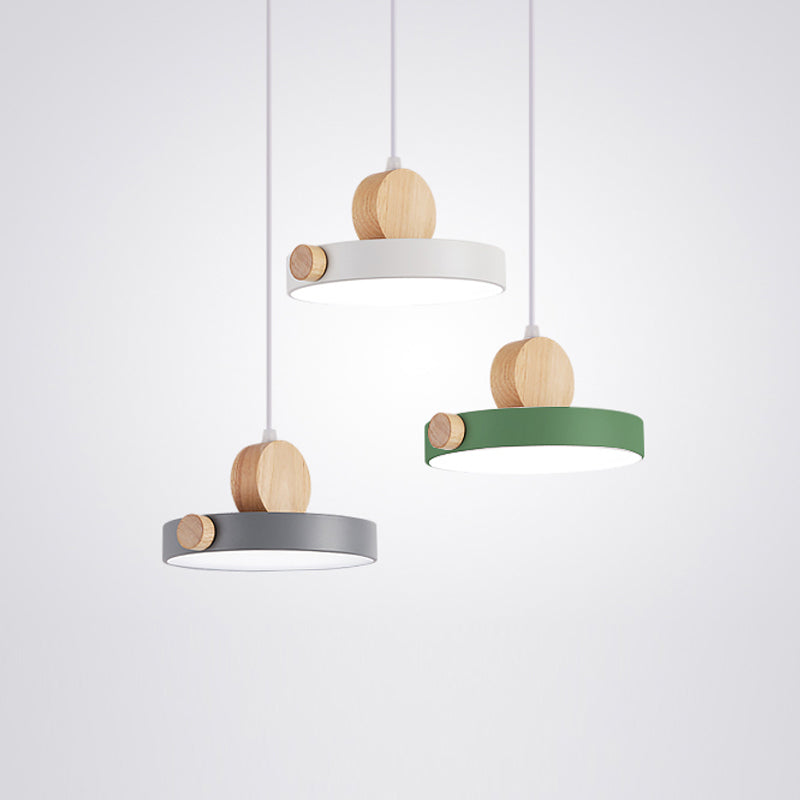 Forme de gâteau ronde Éclairage suspendu moderne Macaron Style Metal 1 Pendant léger