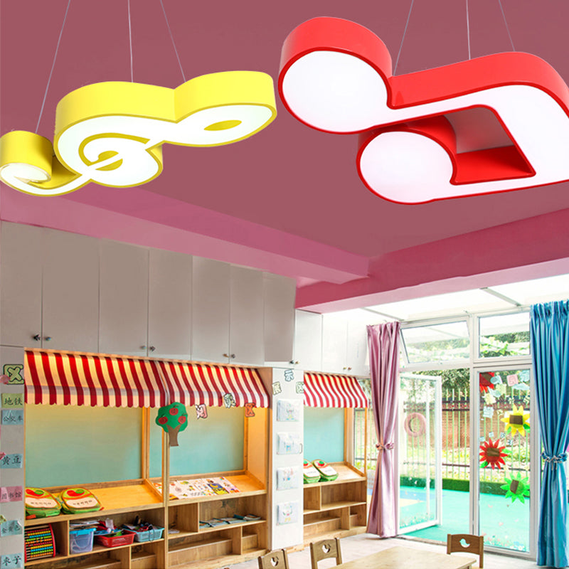 Metal Note Forme Hanging Lights Modern Style 1 Light suspendu Mount Symiss pour chambre à coucher