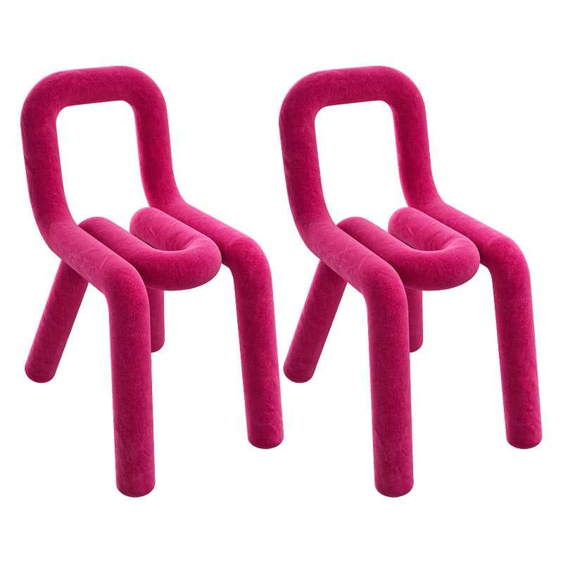 Silla lateral de terciopelo estilo diseñador para el hogar, silla de comedor abierta con acabado mate