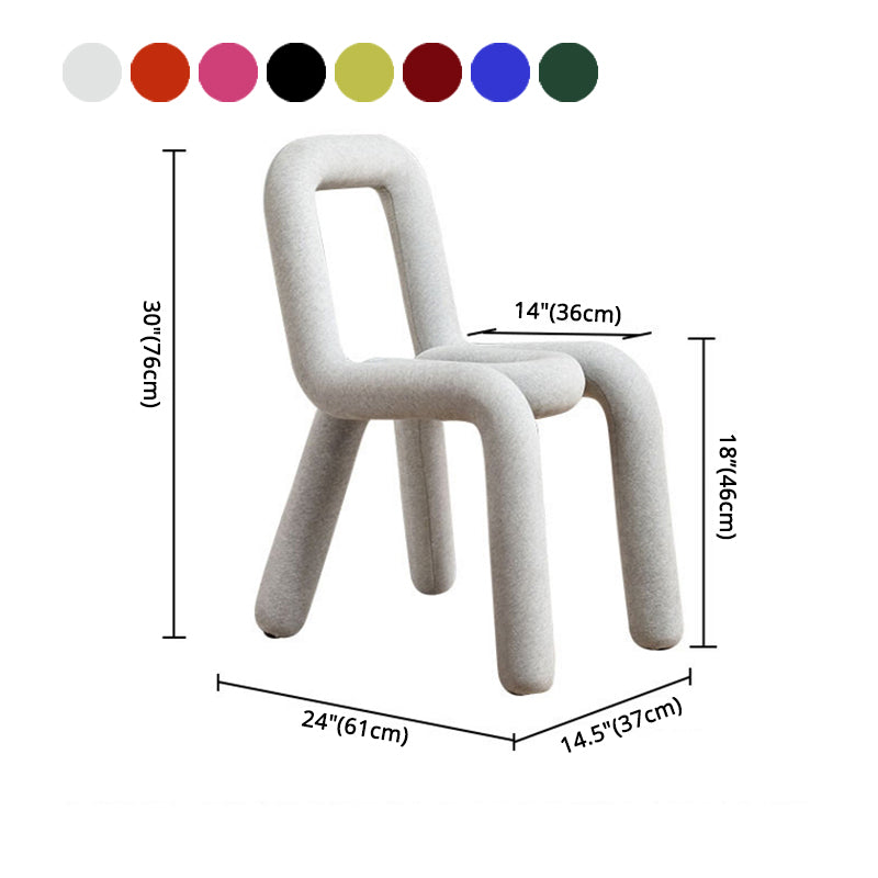 Silla lateral de terciopelo estilo diseñador para el hogar, silla de comedor abierta con acabado mate