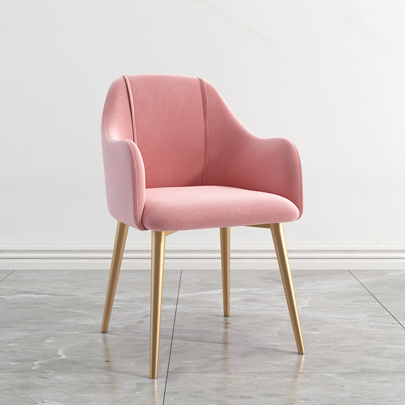 Sillas de comedor de terciopelo Glam, silla lateral de comedor de metal con brazo para uso en restaurantes