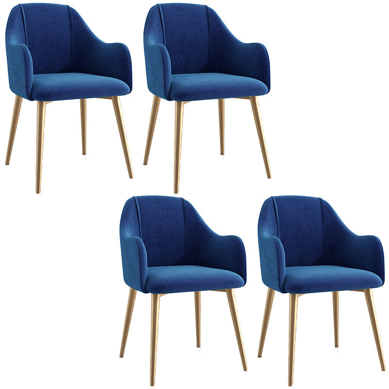 Sillas de comedor de terciopelo Glam, silla lateral de comedor de metal con brazo para uso en restaurantes