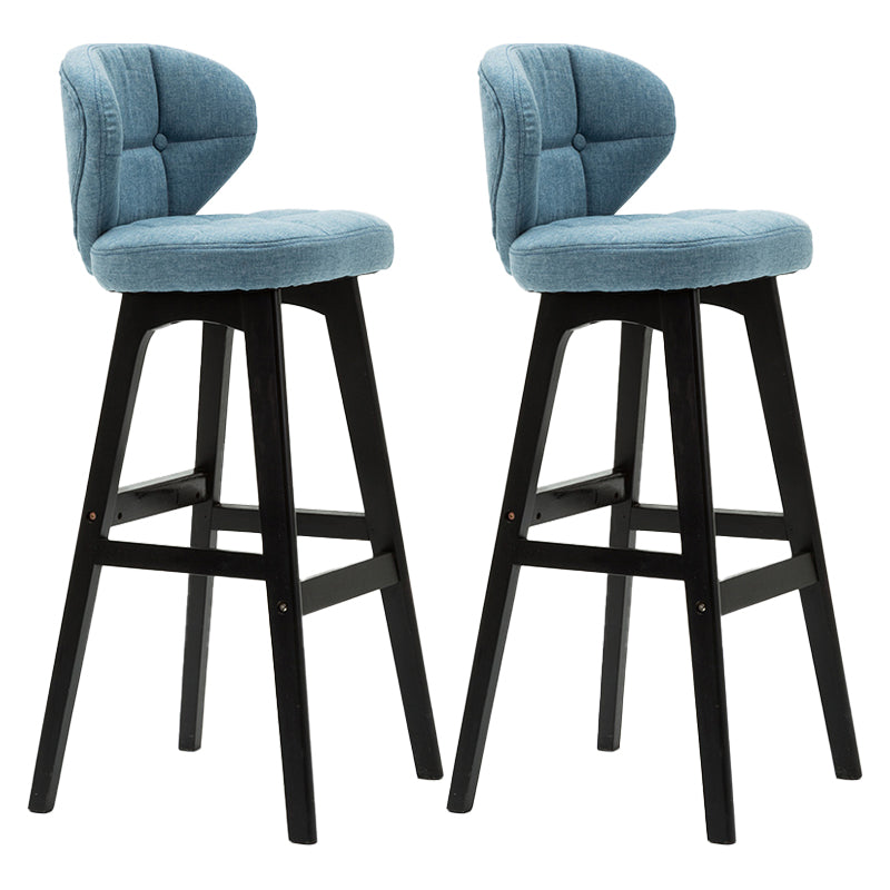 Taburete de bar de estilo escandinavo con respaldo bajo y patas de madera para restaurante y bar
