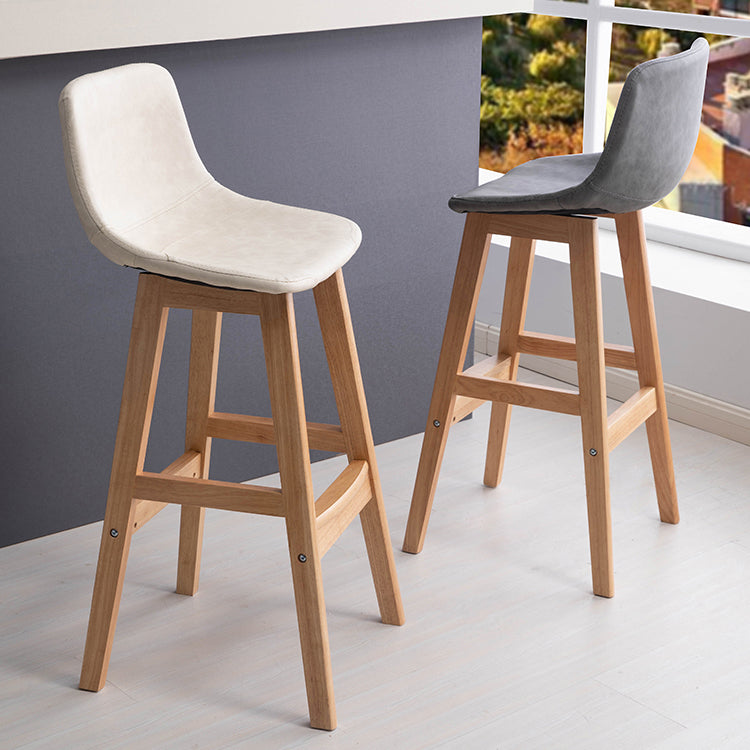 Barhocker im skandinavischen Stil, Schalensitz, Holzbeine, Barhocker für die Küchenbar
