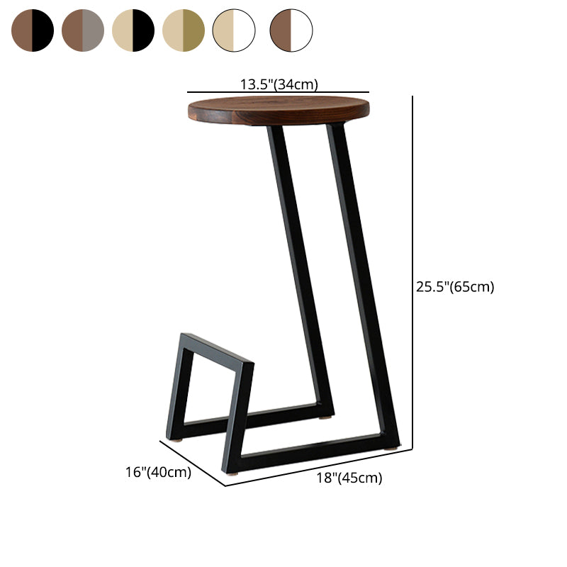 Modern Style Iron Bar Stool with Footrest Bristol Creative Bar Stool (set of 2)
