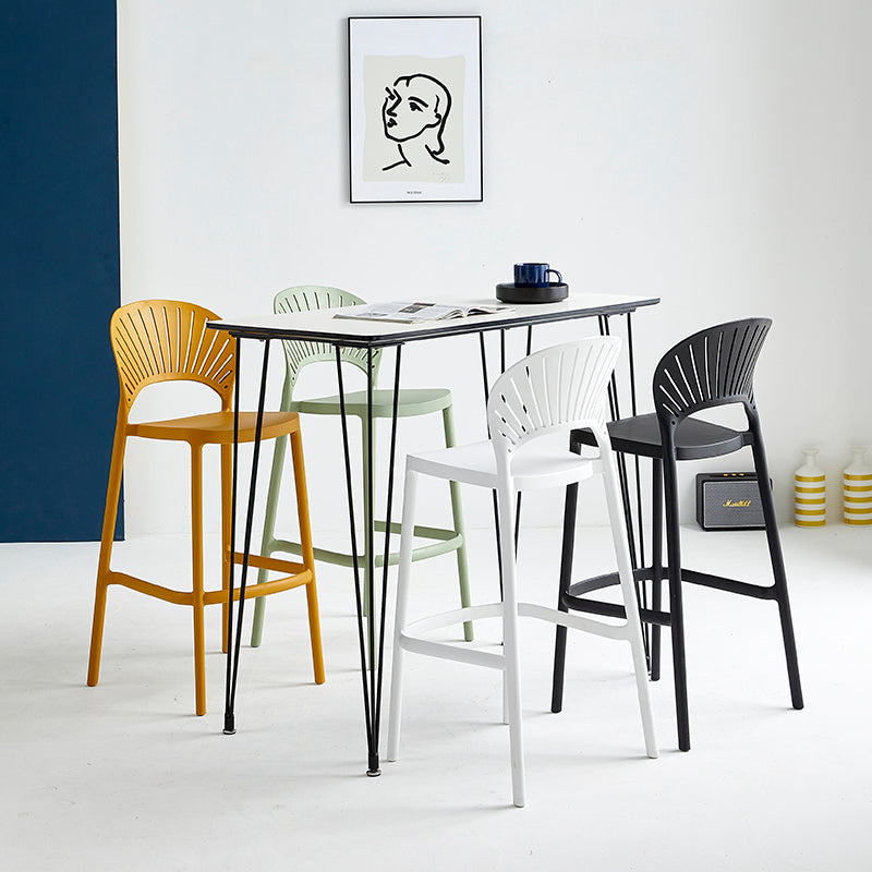 Nordic Plastic Stackable Counter Stools Macron Colorful Indoor Bar Stool with Plastic Seat