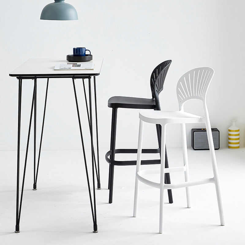 Nordic Plastic Stackable Counter Stools Macron Colorful Indoor Bar Stool with Plastic Seat