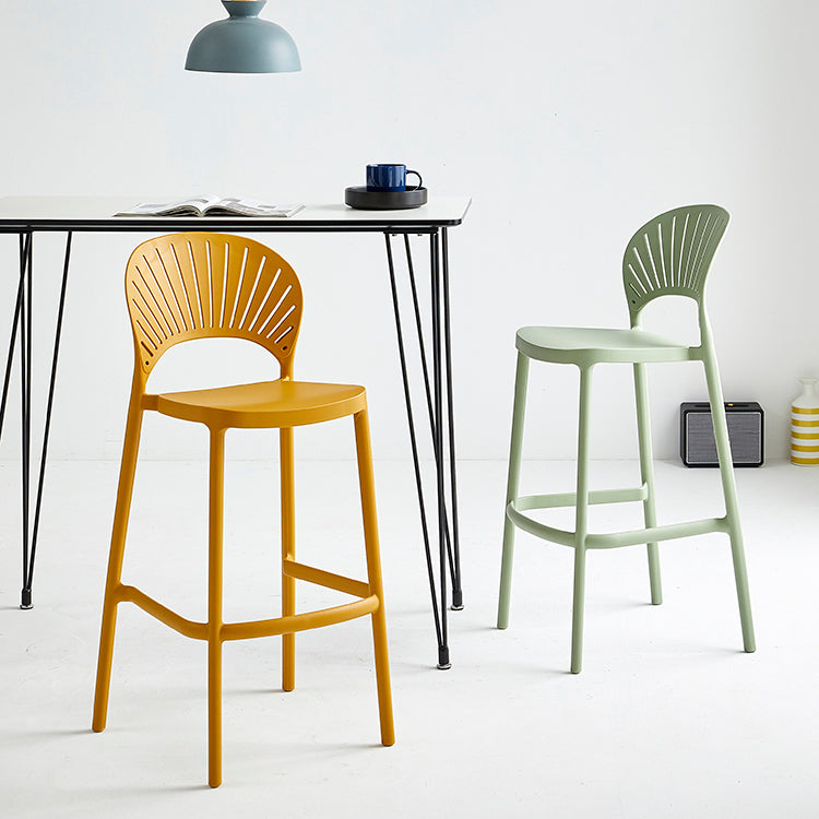 Nordic Plastic Stackable Counter Stools Macron Colorful Indoor Bar Stool with Plastic Seat