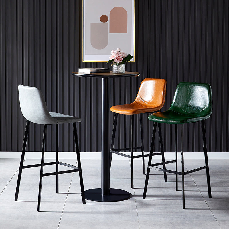 Barhocker im Industriestil, Schalensitz, Metallbeine für die Küchenbar