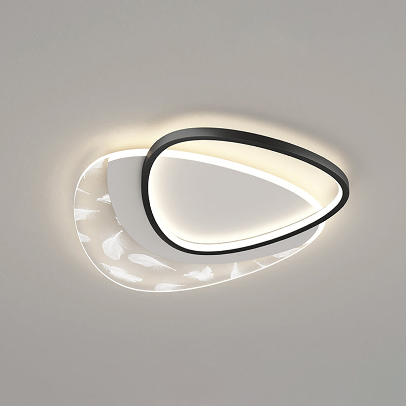 Moderne dreieckige Deckenleuchte aus Metall mit 2 Leuchten für das Esszimmer