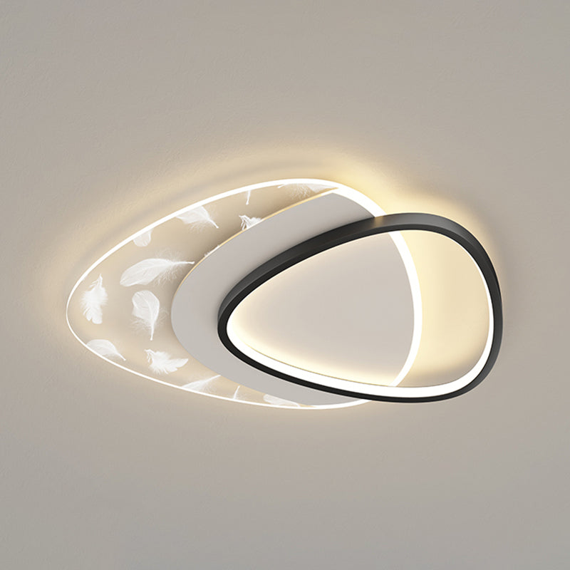 Moderne dreieckige Deckenleuchte aus Metall mit 2 Leuchten für das Esszimmer